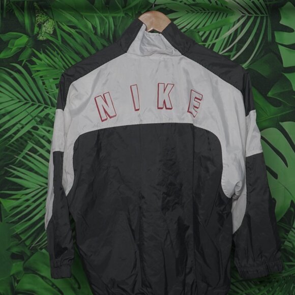 VINTAGE 90'S NIKE WINDBREAKER ZIP UP SPRING JACKET BOYS MEDIUM - Picture 10 of 14